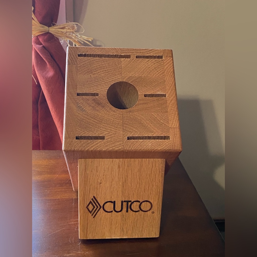 Cutco 7 slot wooden knife block only made in USA